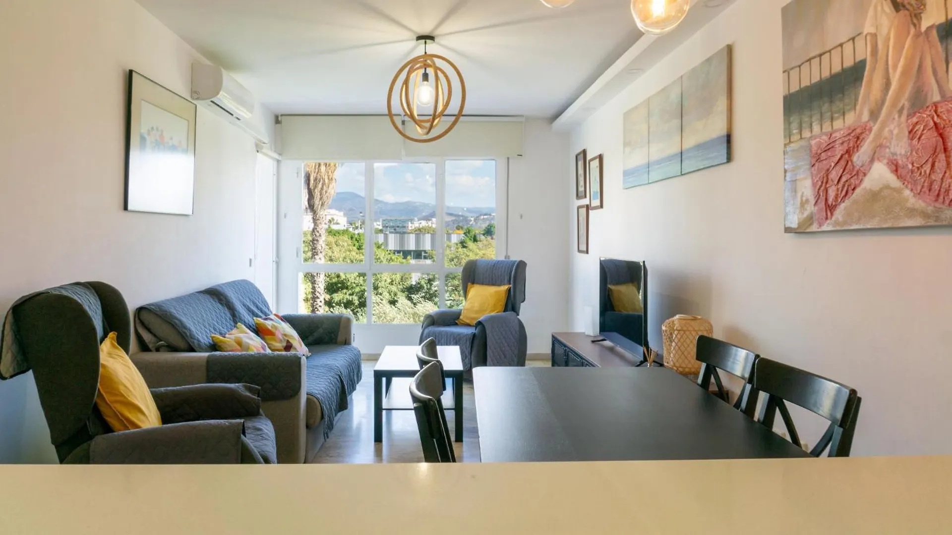 Sea Breeze Getaway Apartment Malaga 0*,