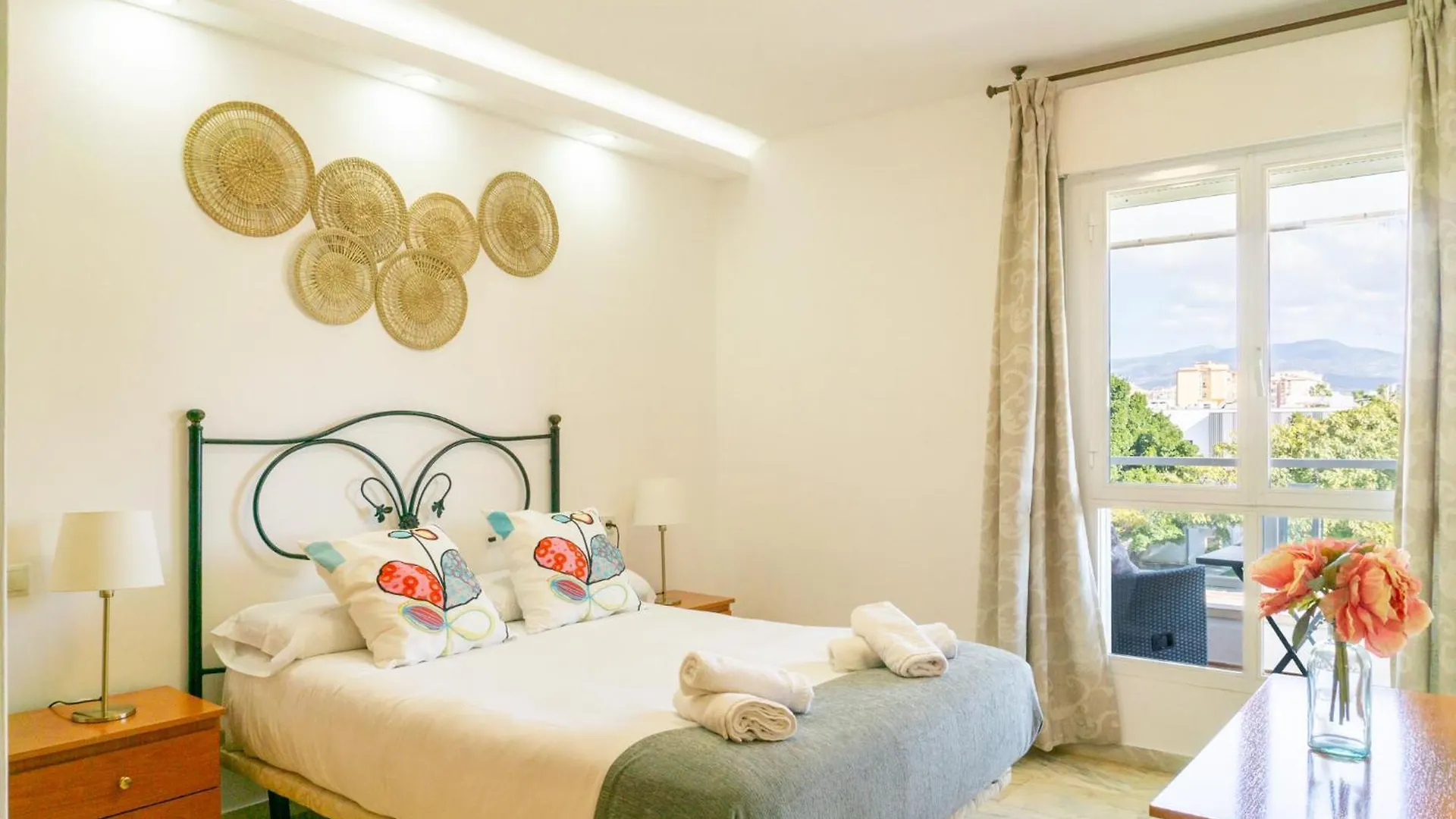 Sea Breeze Getaway Apartment Malaga 0*,  Spain